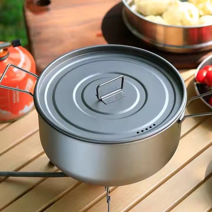 DINUO outdoor camping pot with lid folding handle picnic portable large capacity soup pot JYDN-L-147